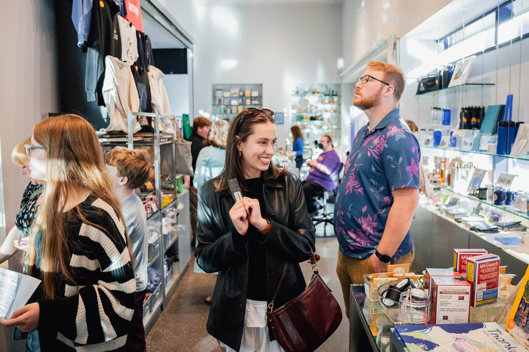 Guthrie Store_Shoppers 1