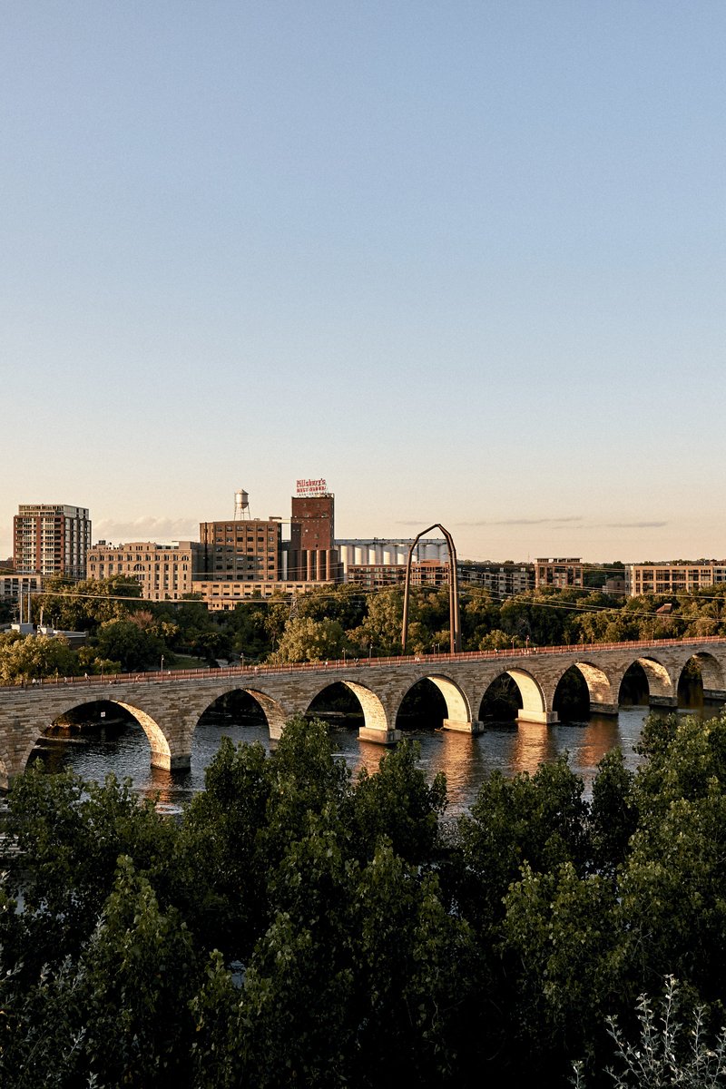 An image of the Stone Arch Bridge at sunset