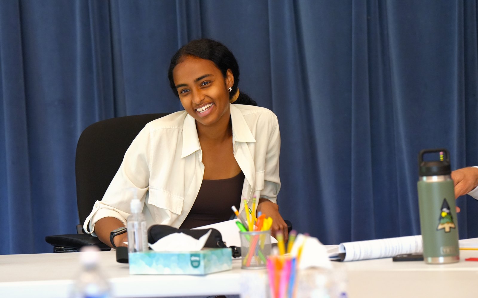 Idman Adan (Bonnie Young)