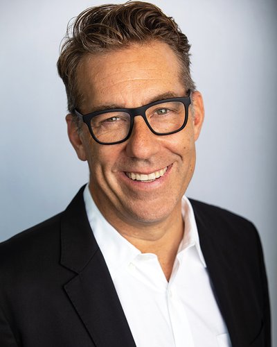A headshot of David Ivers